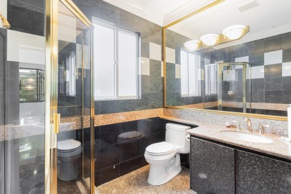 Photo 17 at 1088 W 42nd Avenue, South Granville, Vancouver West