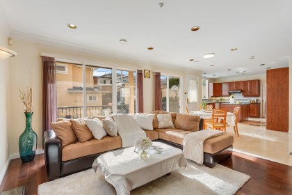 Photo 10 at 1088 W 42nd Avenue, South Granville, Vancouver West