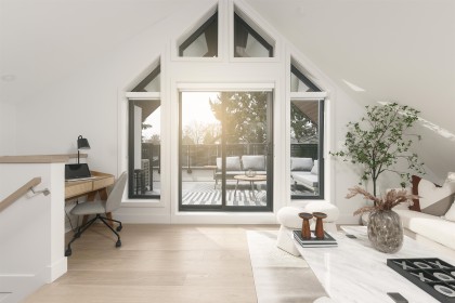 Photo 5 at 2 - 2637 W 12th Avenue, Kitsilano, Vancouver West