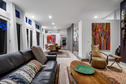 Photo 4 at 955 20th Street, Ambleside, West Vancouver