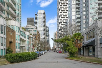 Photo 33 at 205 - 1600 Howe Street, Yaletown, Vancouver West