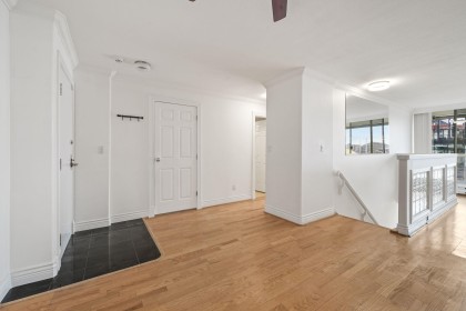 Photo 4 at 205 - 1600 Howe Street, Yaletown, Vancouver West