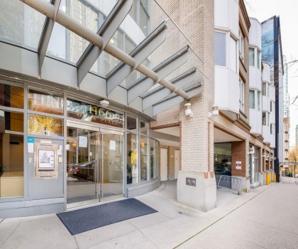 Photo 2 at 2208 - 1166 Melville Street, Coal Harbour, Vancouver West