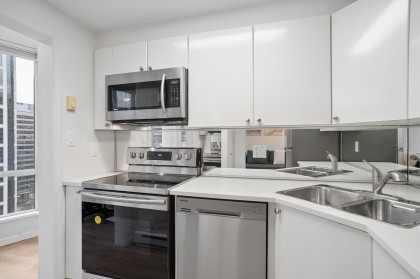 Photo 14 at 2208 - 1166 Melville Street, Coal Harbour, Vancouver West