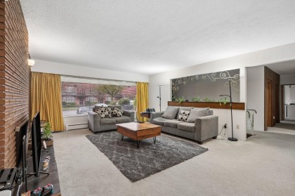 Photo 5 at 5606 Willow Street, Cambie, Vancouver West