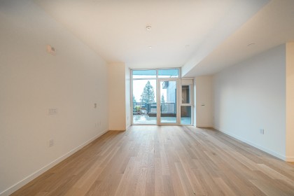 Photo 5 at 307 - 3963 Uplands Way, Cypress Park Estates, West Vancouver