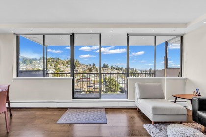 Photo 17 at 905 - 555 13th Street, Ambleside, West Vancouver