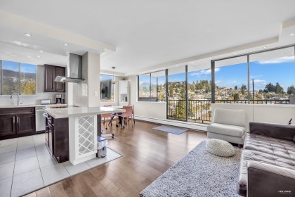 Photo 7 at 905 - 555 13th Street, Ambleside, West Vancouver