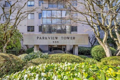 Photo 3 at 905 - 555 13th Street, Ambleside, West Vancouver