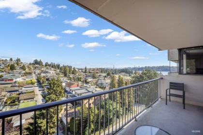 Photo 24 at 905 - 555 13th Street, Ambleside, West Vancouver