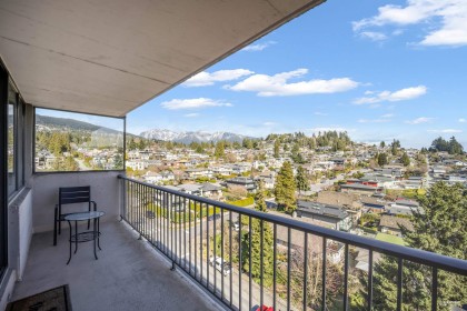 Photo 25 at 905 - 555 13th Street, Ambleside, West Vancouver