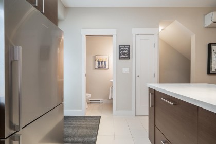 Photo 12 at 5946 Oak Street, Oakridge VW, Vancouver West