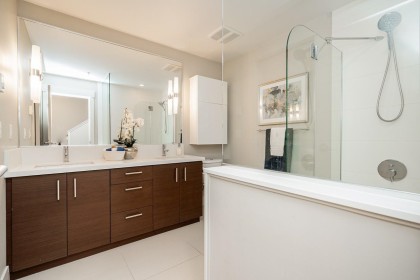 Photo 24 at 5946 Oak Street, Oakridge VW, Vancouver West