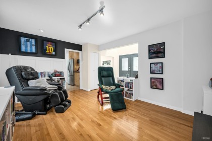 Photo 16 at 1006 Sinclair Street, Ambleside, West Vancouver