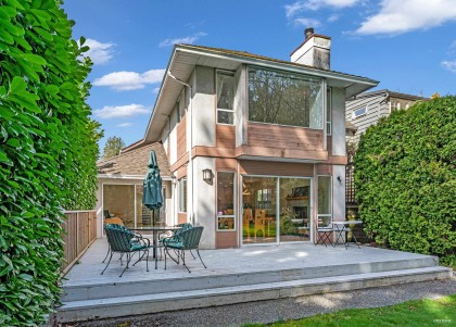 Photo 1 at 1006 Sinclair Street, Ambleside, West Vancouver