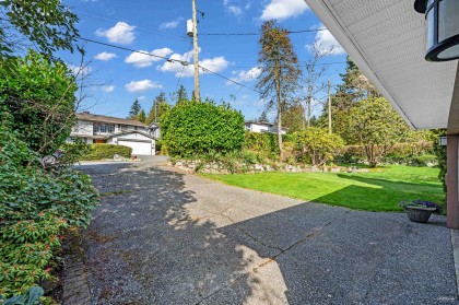 Photo 33 at 1006 Sinclair Street, Ambleside, West Vancouver