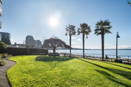 Photo 28 at 408 - 150 24th Street, Dundarave, West Vancouver