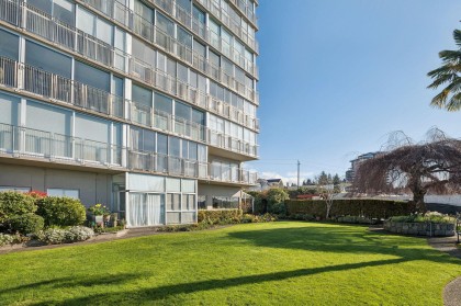 Photo 29 at 408 - 150 24th Street, Dundarave, West Vancouver