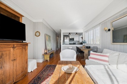 Photo 8 at 408 - 150 24th Street, Dundarave, West Vancouver