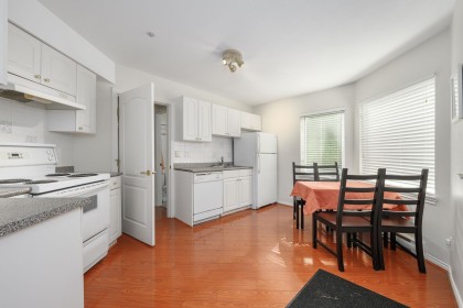 Photo 30 at 2757 Chelsea Court, Chelsea Park, West Vancouver