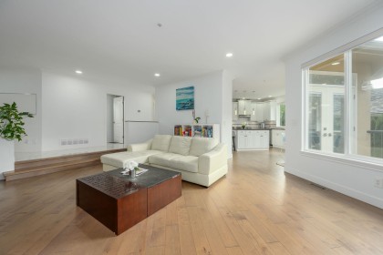 Photo 15 at 2757 Chelsea Court, Chelsea Park, West Vancouver