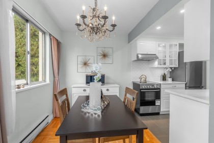 Photo 6 at 402 - 1750 Esquimalt Avenue, Ambleside, West Vancouver