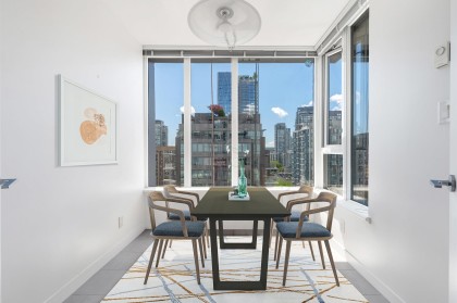 Photo 3 at 1708 - 1001 Richards Street, Downtown VW, Vancouver West