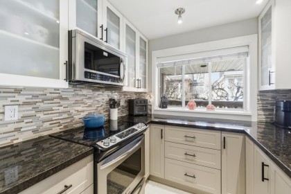 Photo 14 at W206 - 639 W 14th Avenue, Fairview VW, Vancouver West