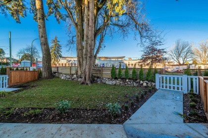 Photo 3 at 970 Park Drive, Marpole, Vancouver West