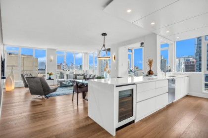 Photo 11 at 3403 - 1189 Melville Street, Coal Harbour, Vancouver West