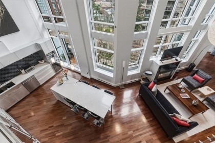 Photo 3 at 401 - 988 Richards Street, Yaletown, Vancouver West