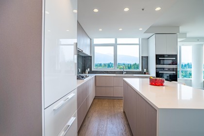Photo 3 at 1601 - 1632 Lions Gate Lane, Pemberton NV, North Vancouver