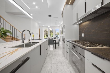 Photo 23 at 2455 W 10th Avenue, Kitsilano, Vancouver West