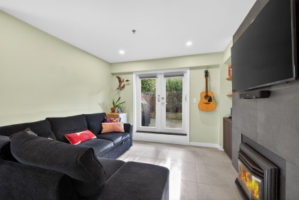 Photo 8 at 104 - 828 W 14th Avenue, Fairview VW, Vancouver West