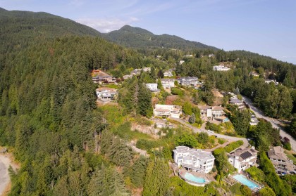 Photo 16 at 4783 Westwood Place, Cypress Park Estates, West Vancouver