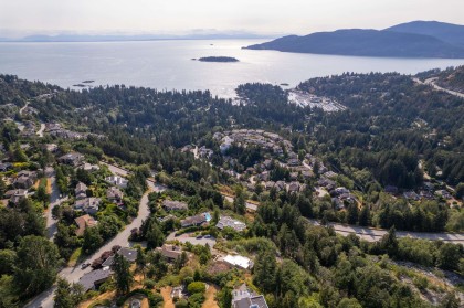 Photo 11 at 4783 Westwood Place, Cypress Park Estates, West Vancouver