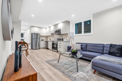Photo 18 at 2380 Marine Drive, Dundarave, West Vancouver
