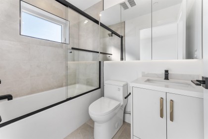 Photo 17 at 2 - 2138 W 48th Avenue, Kerrisdale, Vancouver West