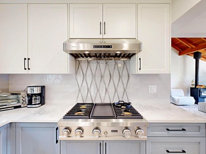 Photo 10 at 4545 Strathcona Road, Deep Cove, North Vancouver