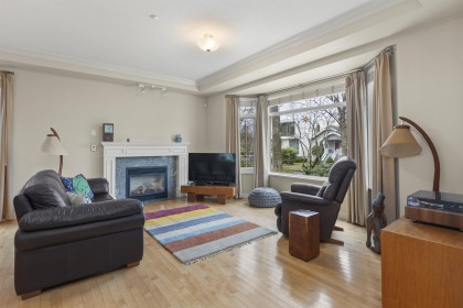 Photo 5 at 3472 W 13th Avenue, Kitsilano, Vancouver West