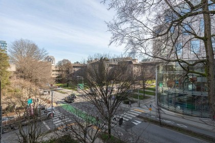 Photo 26 at PH2 - 2577 Willow Street, Fairview VW, Vancouver West