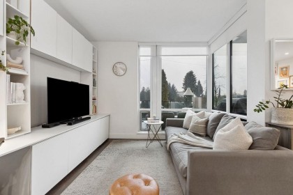 Photo 3 at 101 - 1550 Fern Street, Lynnmour, North Vancouver