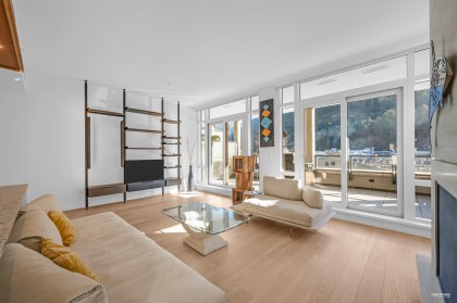 Photo 6 at 203 - 6697 Nelson Avenue, Horseshoe Bay WV, West Vancouver