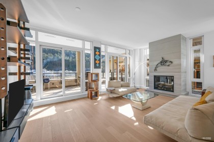 Photo 1 at 203 - 6697 Nelson Avenue, Horseshoe Bay WV, West Vancouver