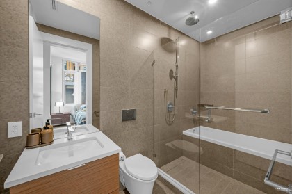 Photo 19 at 203 - 6697 Nelson Avenue, Horseshoe Bay WV, West Vancouver