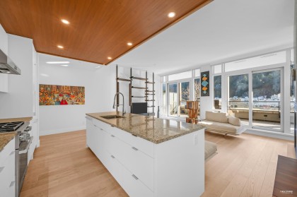 Photo 8 at 203 - 6697 Nelson Avenue, Horseshoe Bay WV, West Vancouver