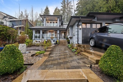 Photo 1 at 226 Wooddale Road, Upper Lonsdale, North Vancouver