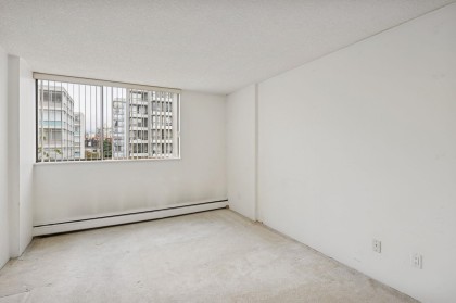 Photo 16 at 301 - 1995 Beach Avenue, West End VW, Vancouver West