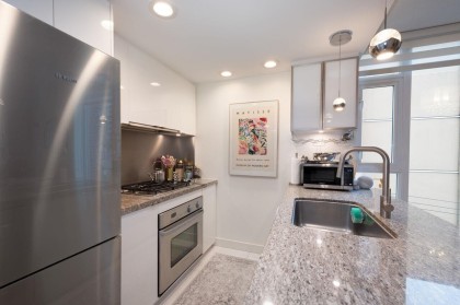 Photo 23 at 406 - 1133 Homer Street, Yaletown, Vancouver West