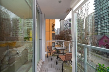 Photo 12 at 406 - 1133 Homer Street, Yaletown, Vancouver West